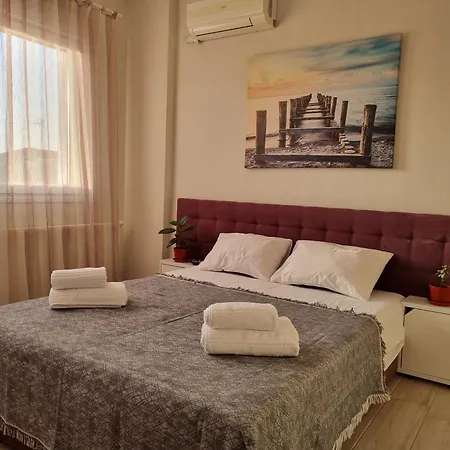 Semesterbostad Oikies Prínos