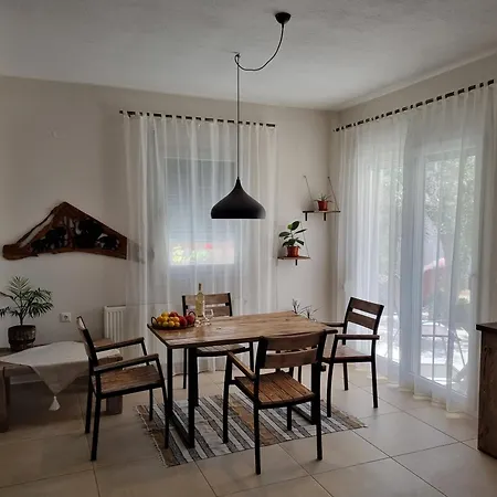 Oikies Nyaraló Prínosz